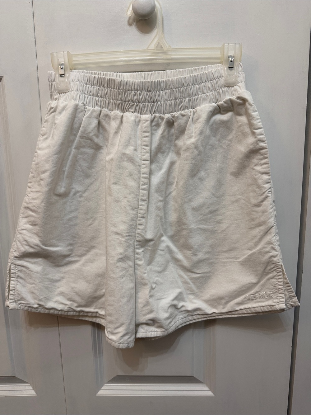 Djerf Avenue Breezy Shorts White Size M